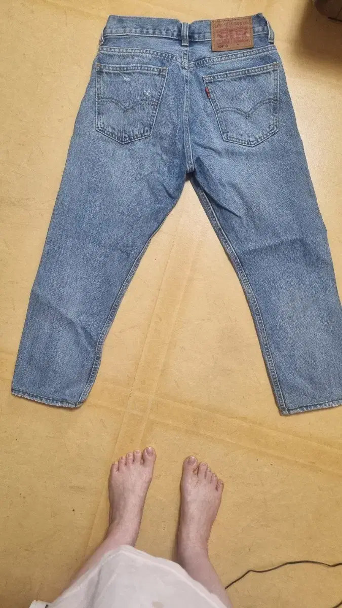 Levi's 505 size 25