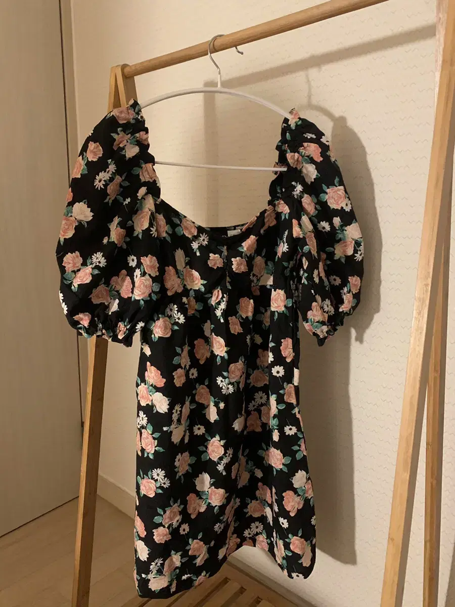 H&M Square Neck Floral Mini ONEPIECE 36