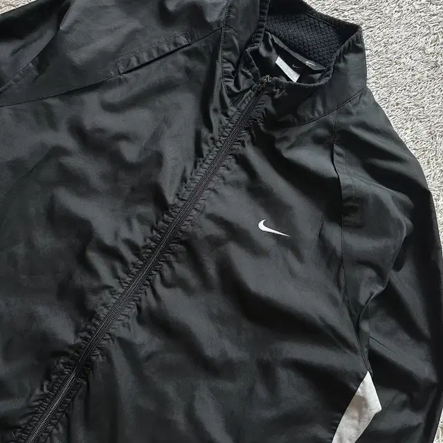 [L] 00s 나이키 NIKE 올드스쿨 배색 바람막이 자켓 블랙그레이