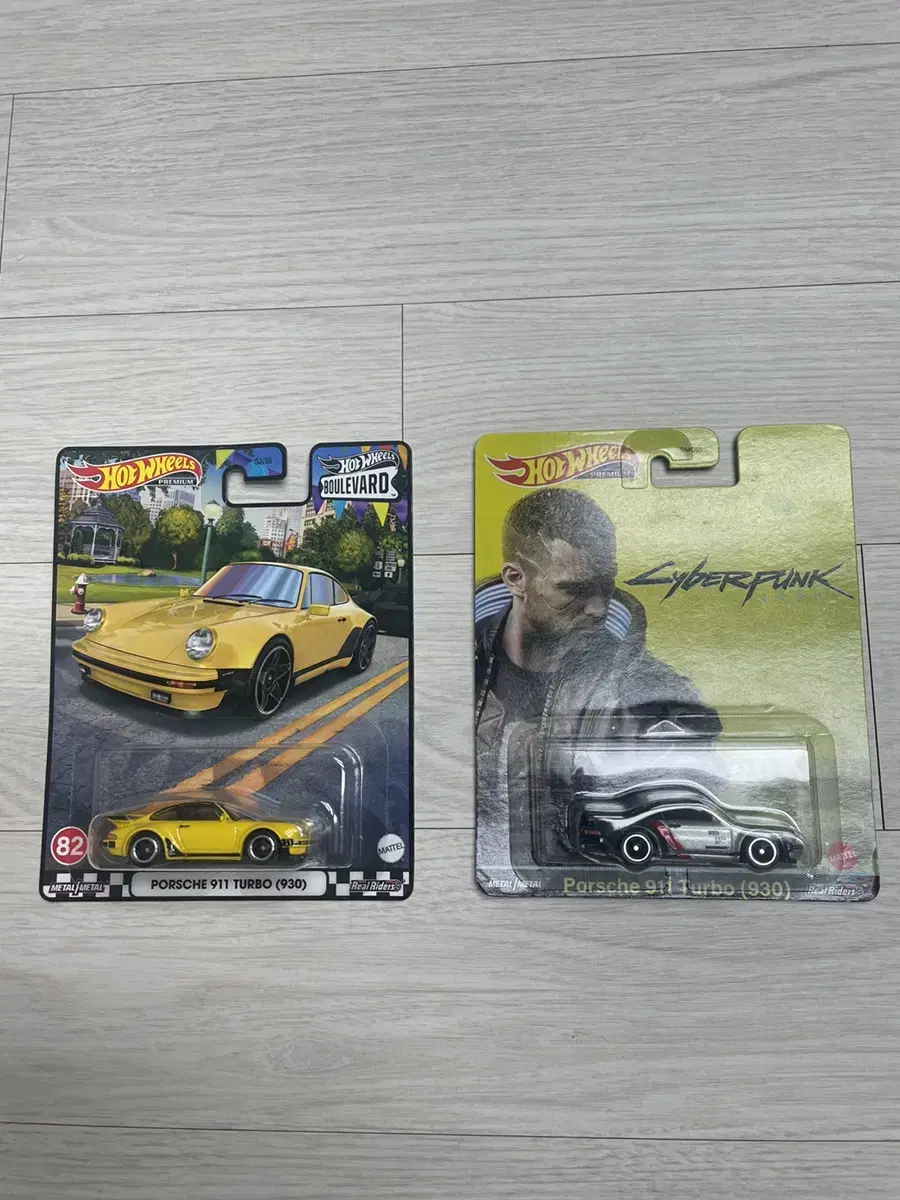 Hot Wheels Premium Porsche 911 Turbo (Cyberpunk)