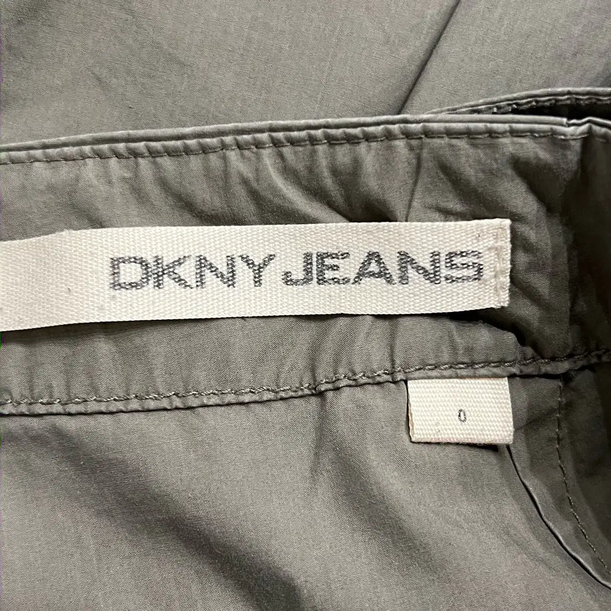 [택포] [0] DKNY JEANS 카고바지