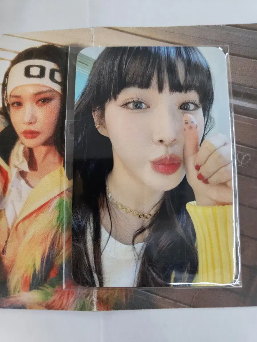 Chung Ha Inimani broadcast photocard WTS