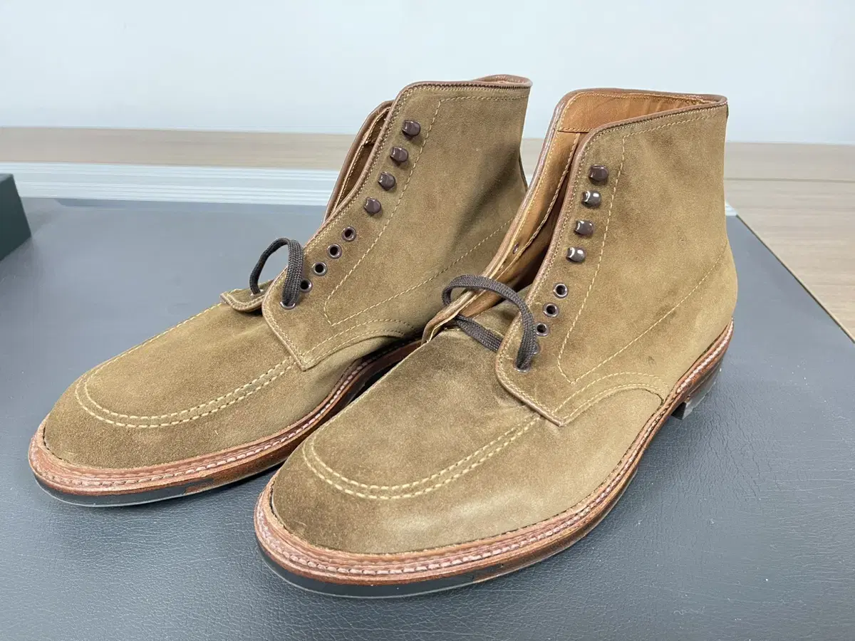 Alden 4011HC Snuff Suede Indy Boot 9.5 D