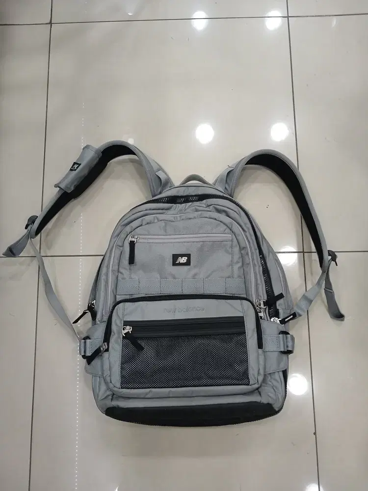 뉴발란스 NEW BALANCE 회색 백팩 3D BACKPACK MULTI