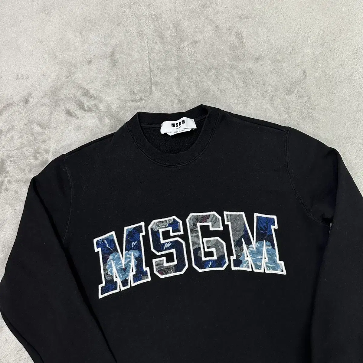 (새상품 급) MSGM 아치로고 맨투맨 여성XS