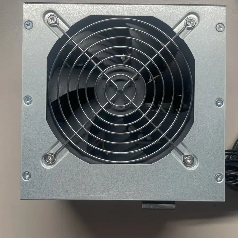 쿨러마스터 750w 플레티넘 델타 파워 판매합니다