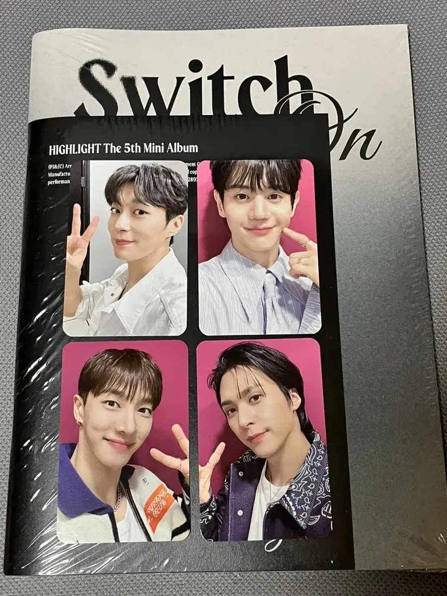 Highlights DMC DMC Unreleased photocard + album (1 sealed) Switch On