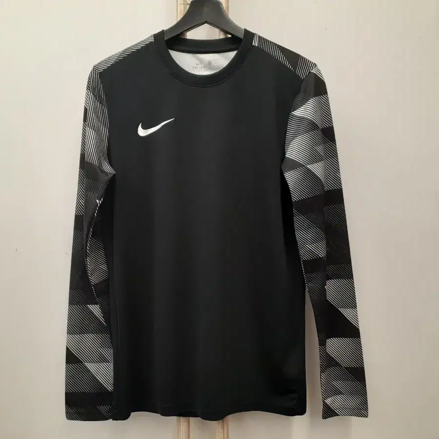 2 나이키(NIKE) 긴팔 상의 95(M)