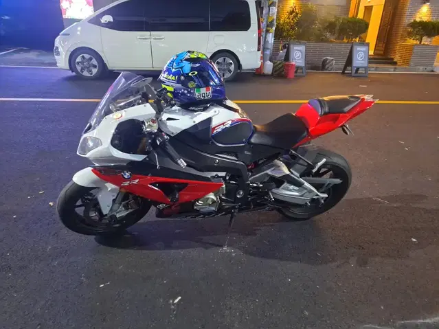 울산 남구 BMW S1000RR 12년식 86000키로