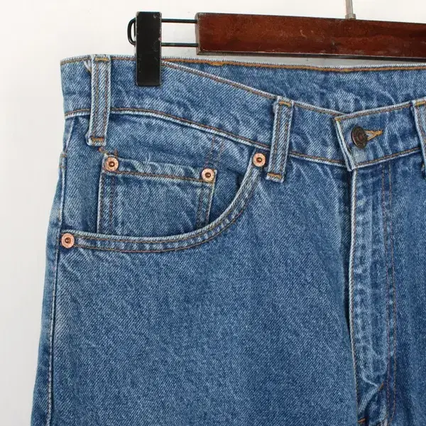 (34)Levi's 616-0217