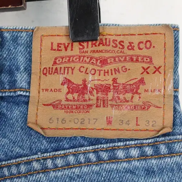 (34)Levi's 616-0217