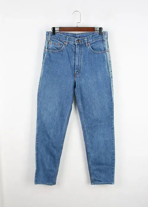 (34) Levi's 626-0227