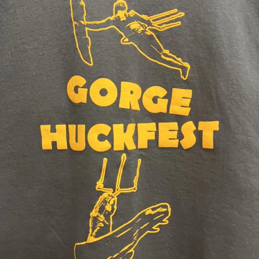 Gorge huckfeat 반팔 티셔츠