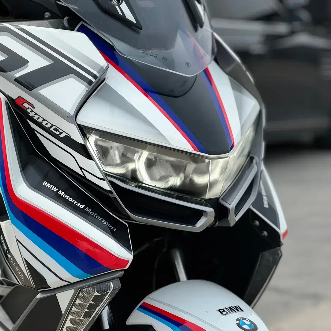 BMW C400GT 풀데칼 블랙박스 튜닝차량 좋은금액에 판매 합니다