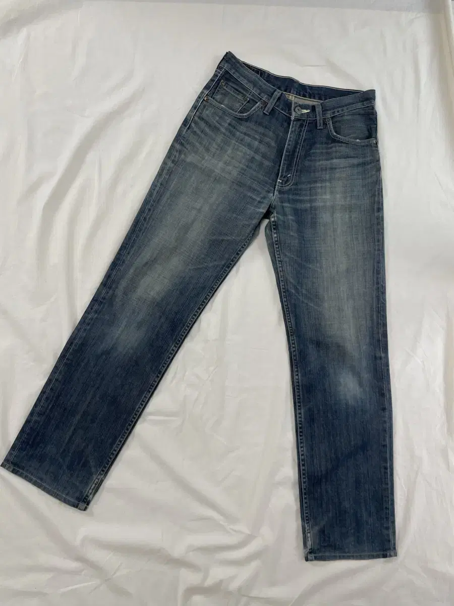 Levis Levis 502 Medium Blue W31 L33