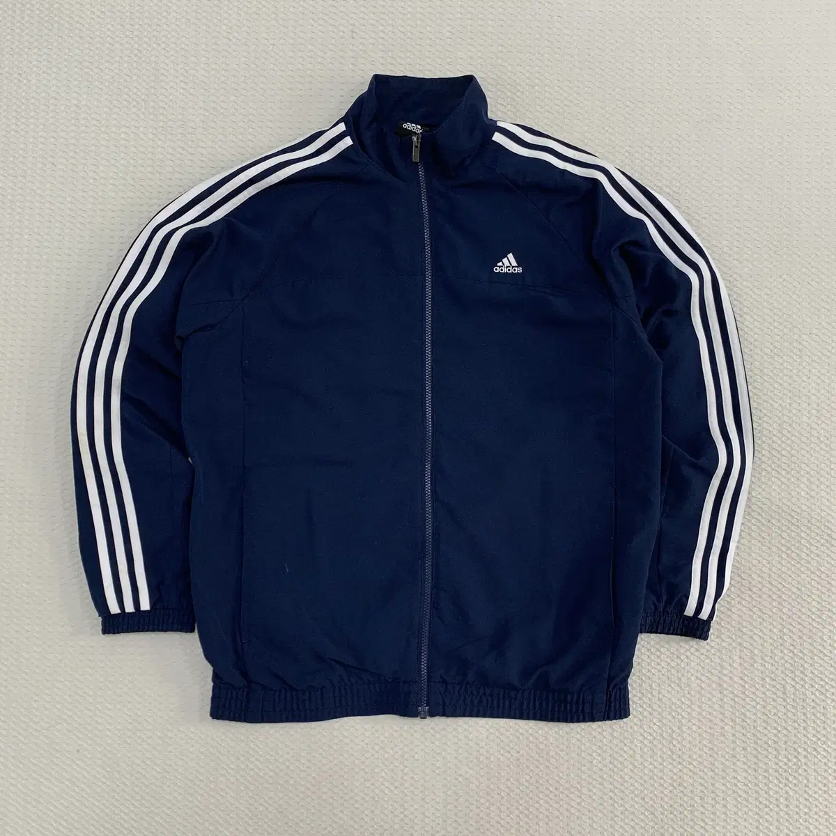 [XL]Adidas Windbreaker (A4-14-193)