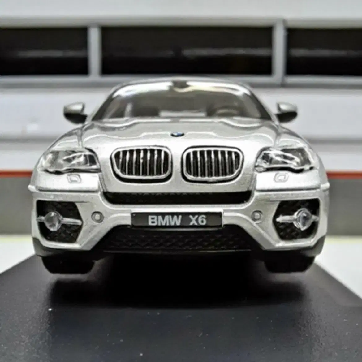 [구매] 1:64 교쇼 딜러 OEM BMW X6 실버 E71 다이캐스트