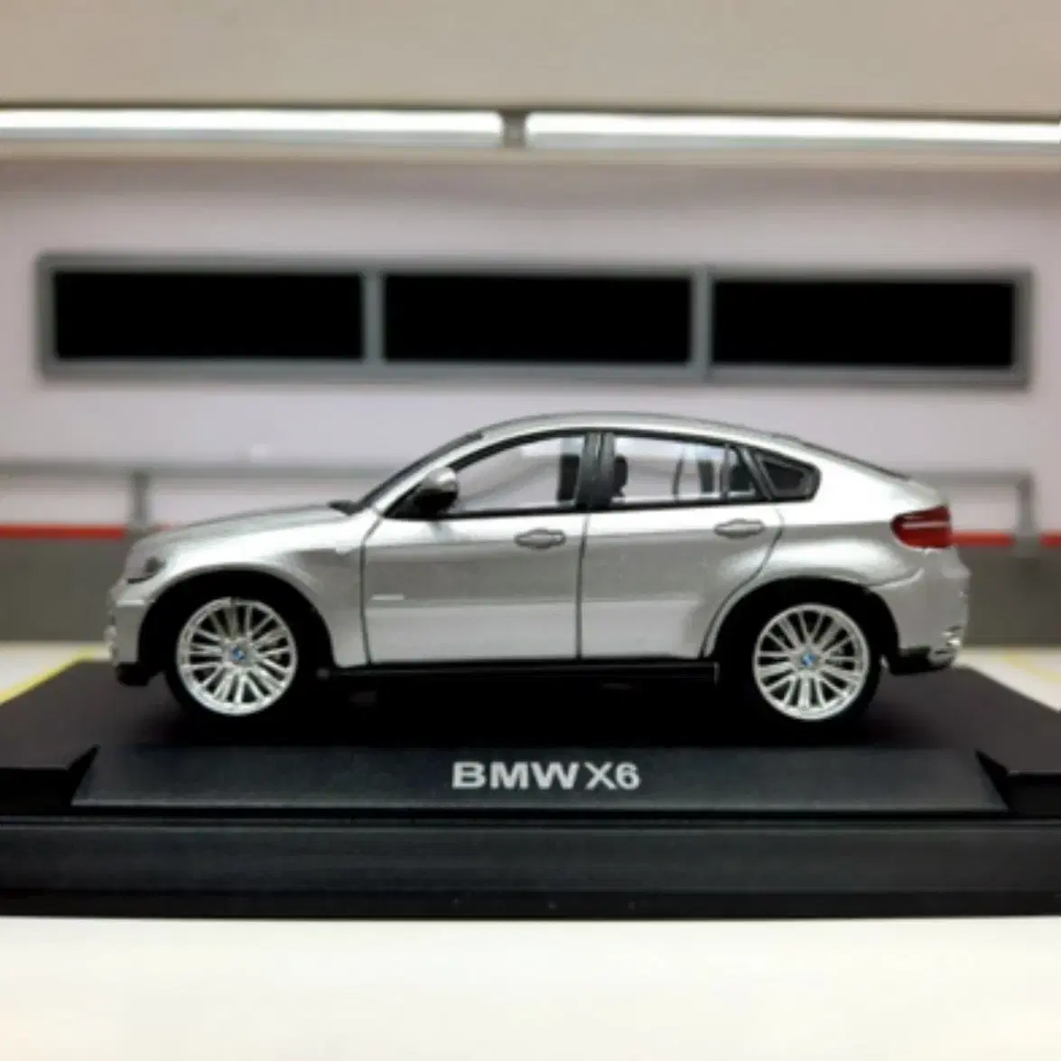 [구매] 1:64 교쇼 딜러 OEM BMW X6 실버 E71 다이캐스트