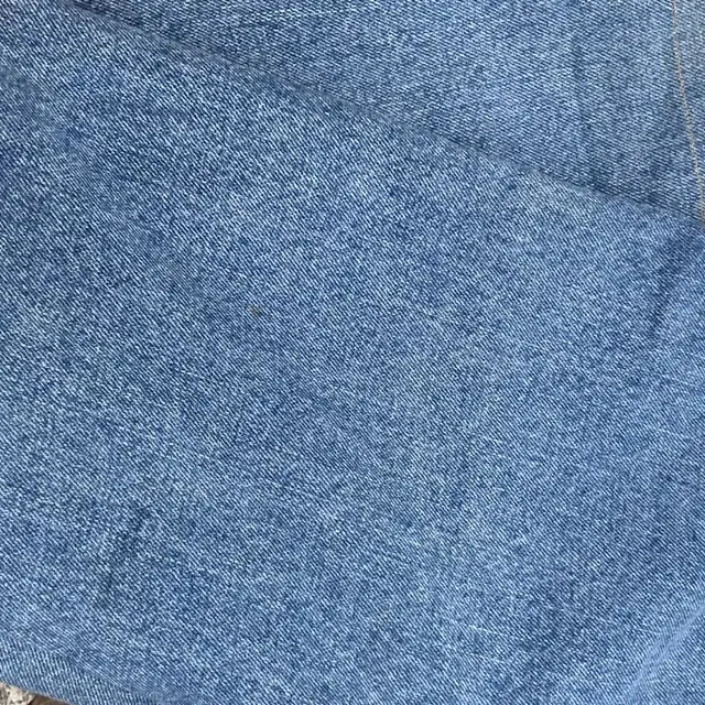 [31] 90s levis 550 (made in USA)