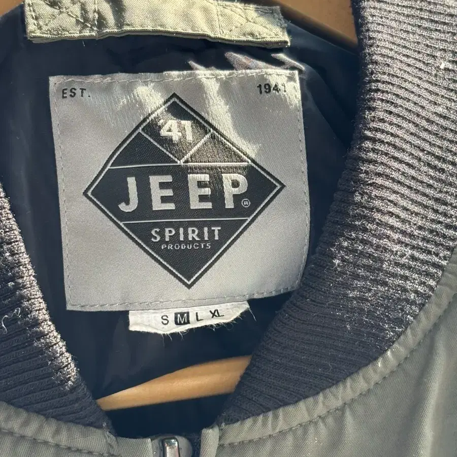 JEEP 카키 자수 항공점퍼 M