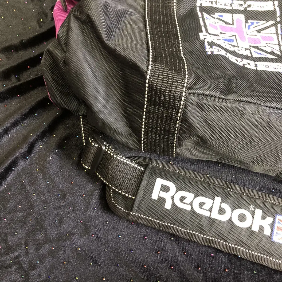 Vintage Reebok pink duffel bag