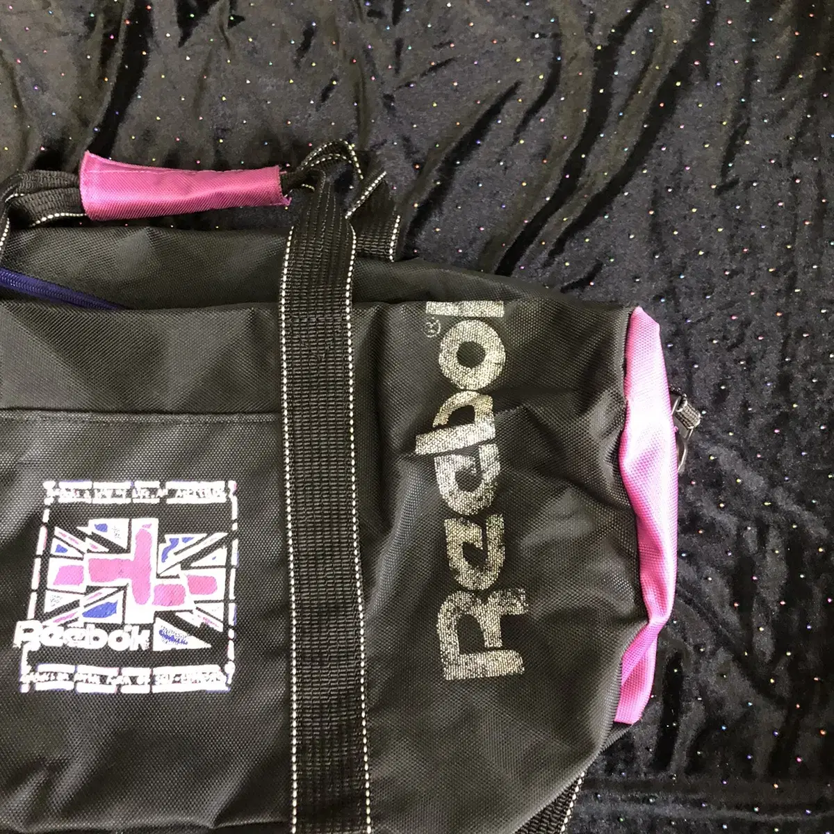 Vintage Reebok pink duffel bag