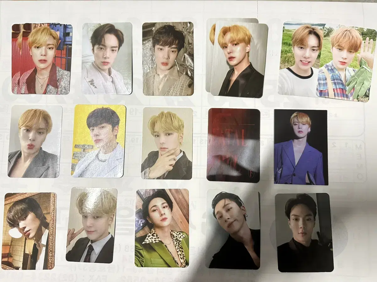 Monsta x photocard wts.