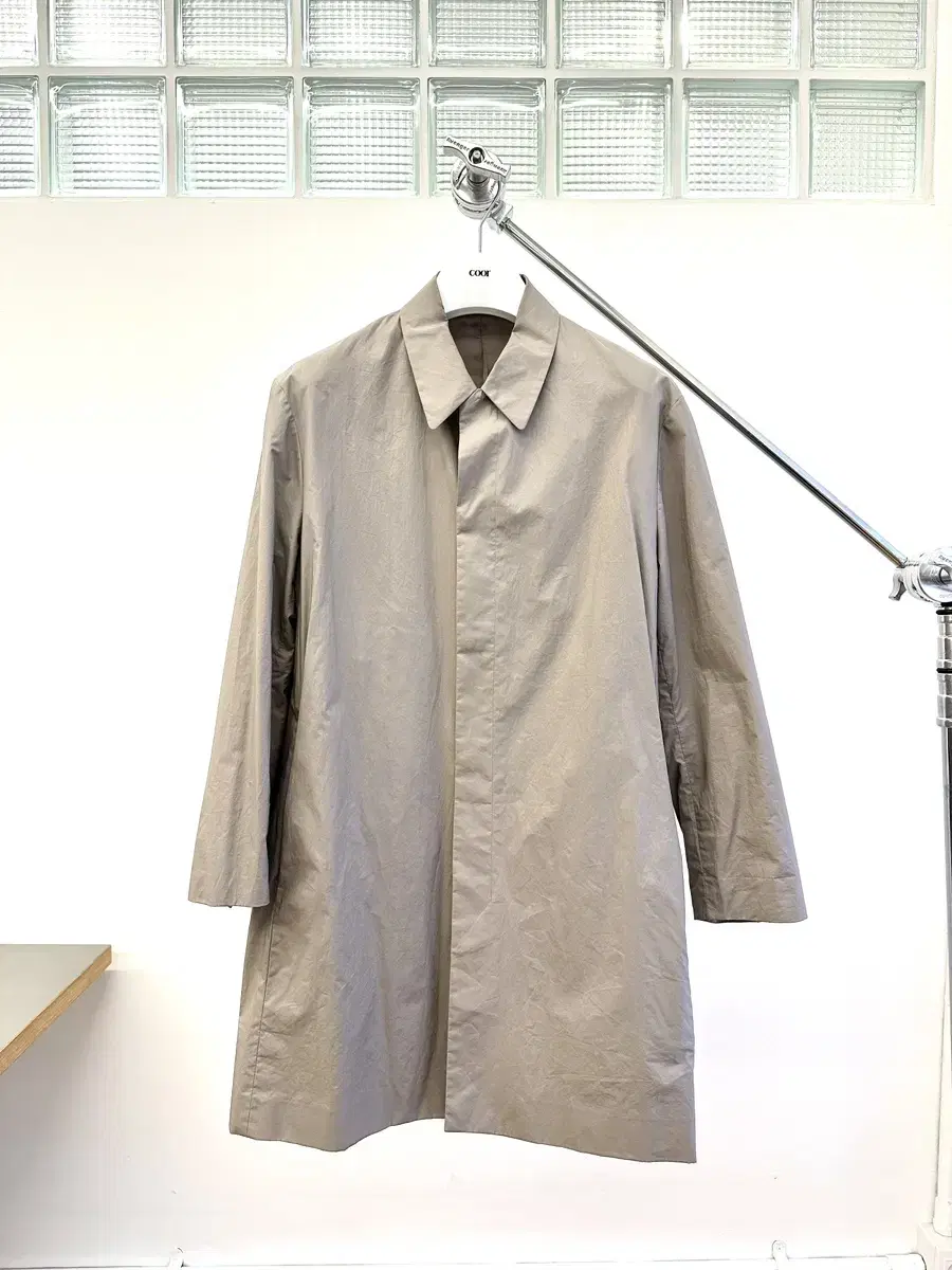 COS Cosmopolitan Mac Coat size 50