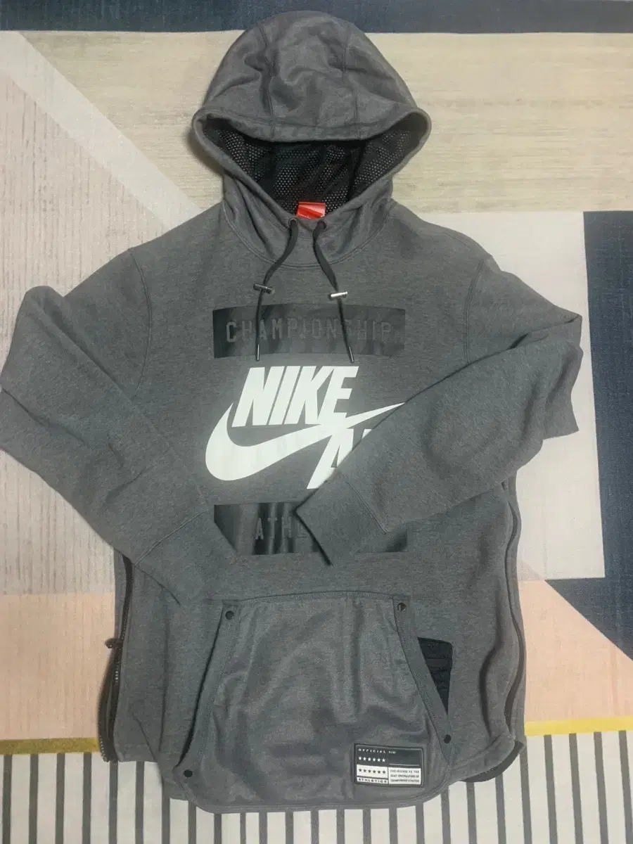 Nike Air Pivot Hoodie