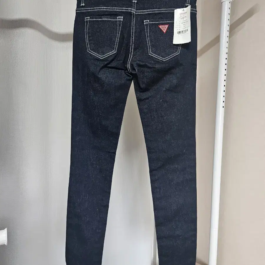 GUESS JEANS 데님청바지 팔아요