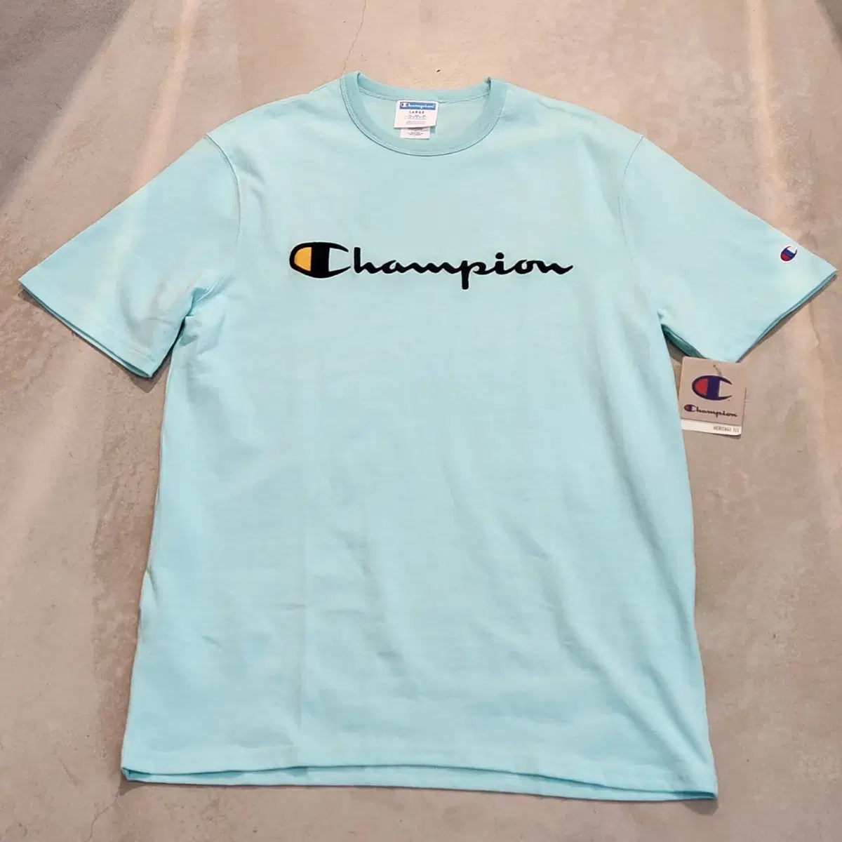 Champion Life Logo Vahn Tee