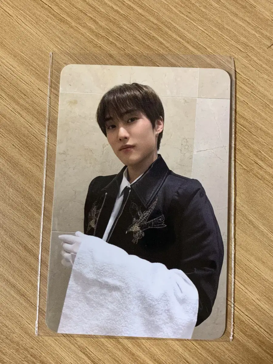 The Boyz with muu pop up jacob Butler Photocard