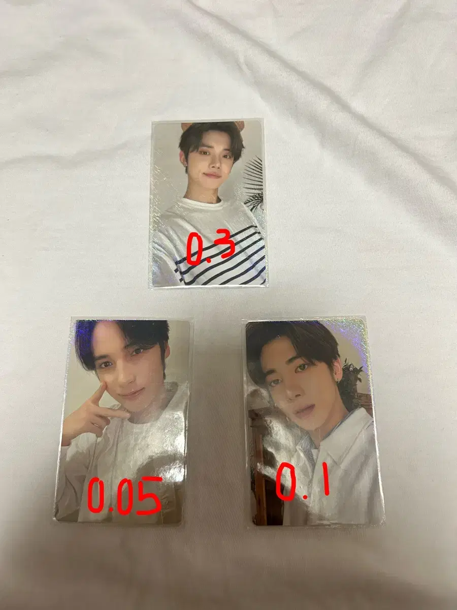 source)txt 2023seasons greetings photocard sells