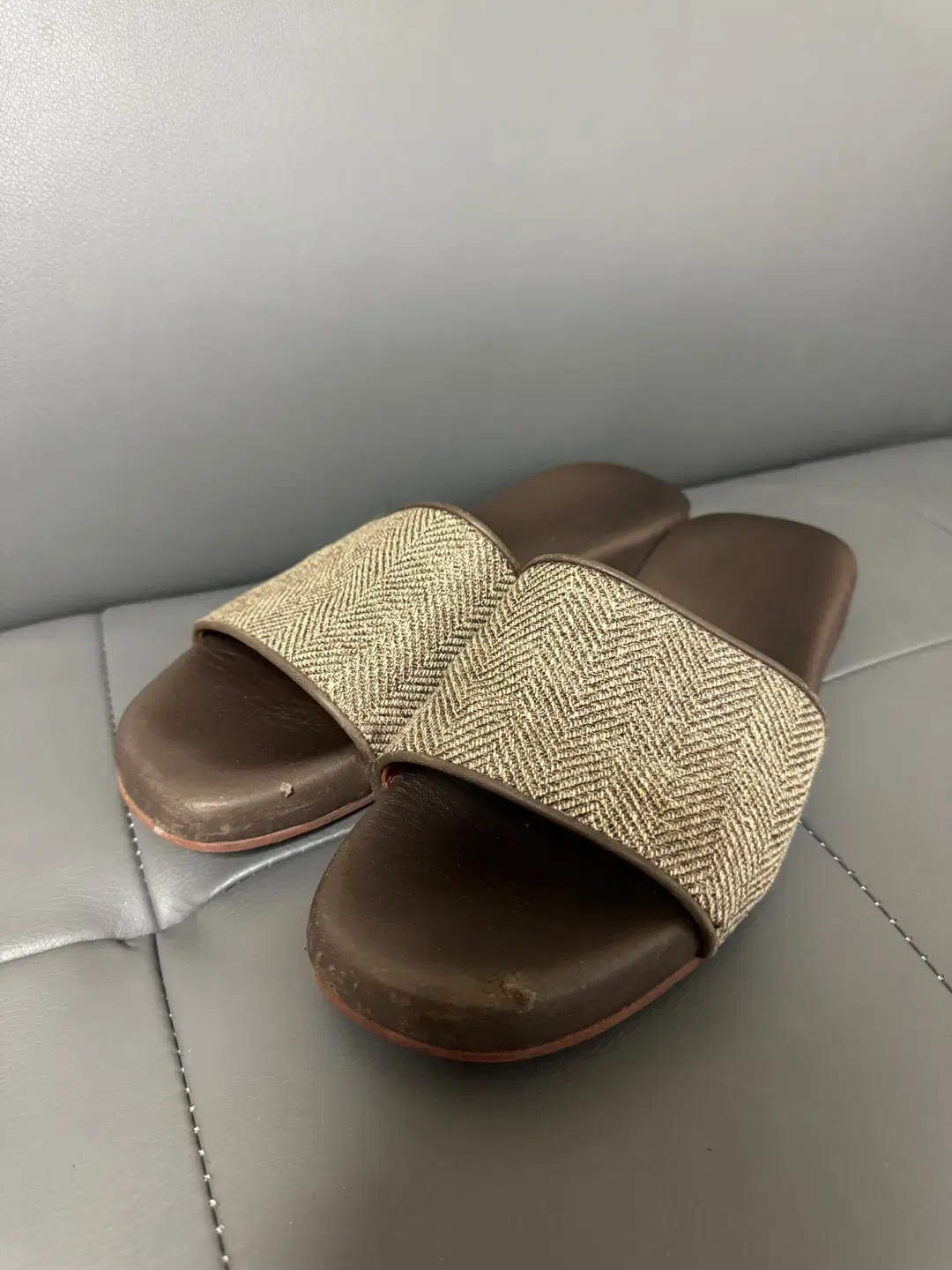 Loro Piana Men's Slippers Size 42