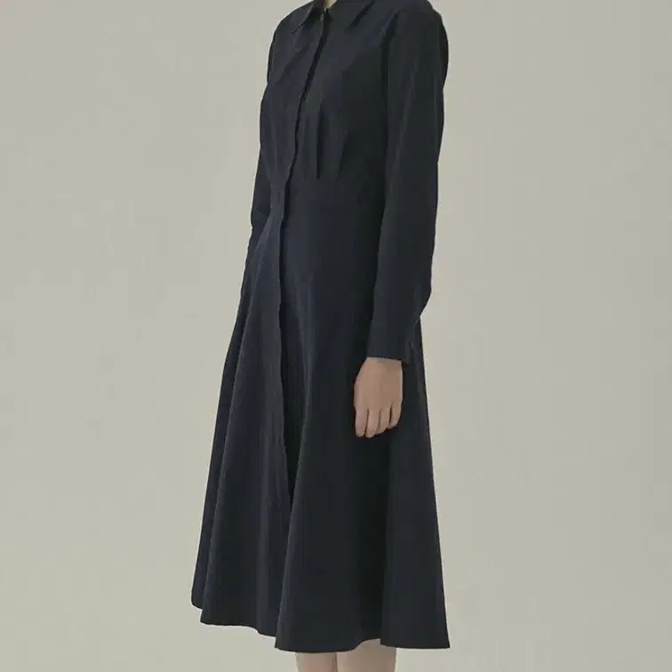 논로컬 원피스 (Waist Line Shirt Dress)