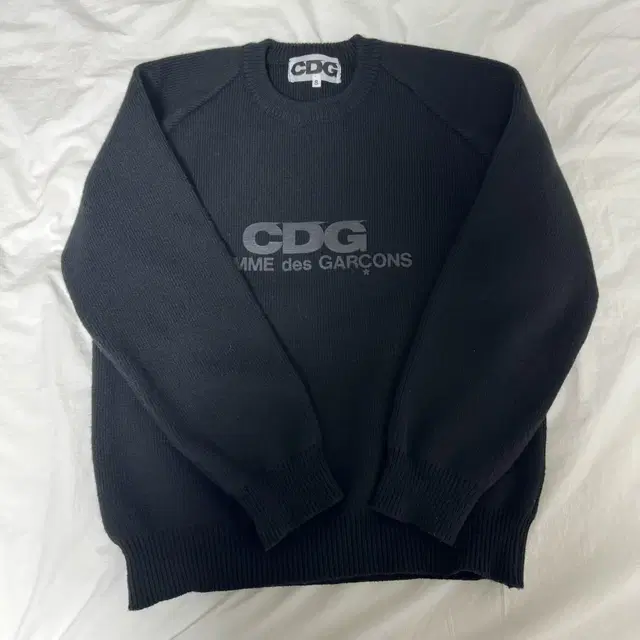 CDG 니트