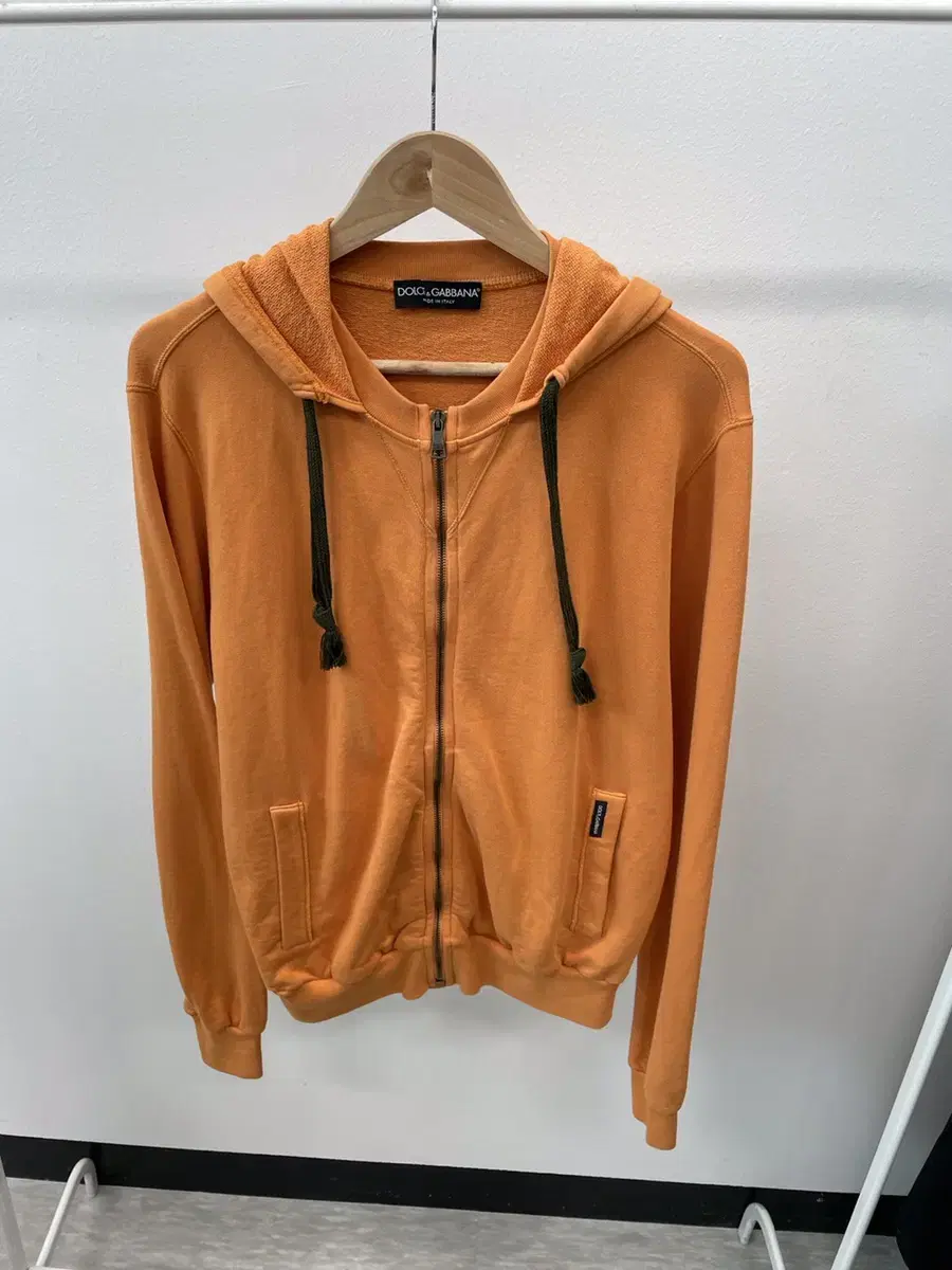 100) Dolce Hooded Zip Up