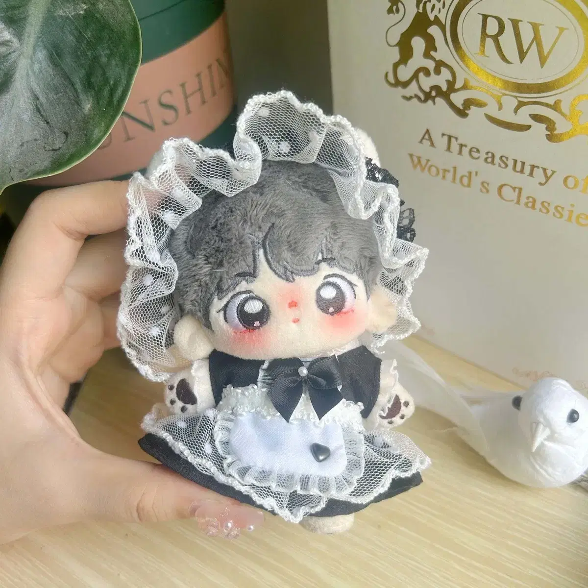 Cute 10cm Maid's Dress Doll Clothes