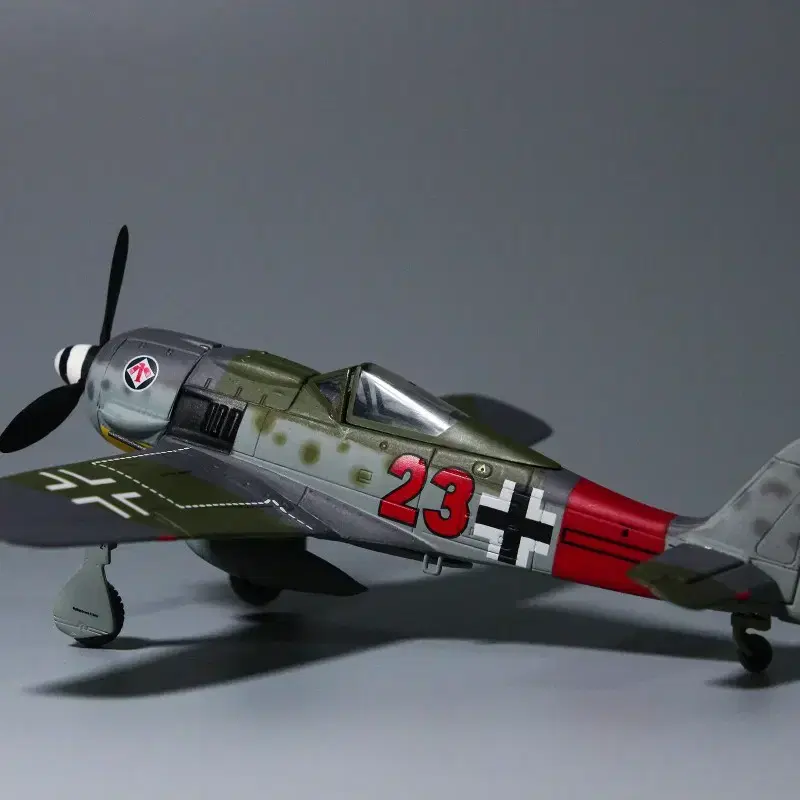 1/72 독일공군 FW-190A-7 전투기 다이캐스트 모형