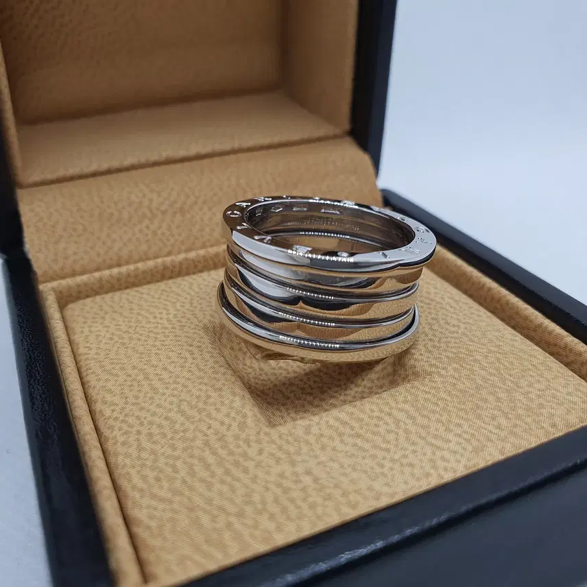 불가리 뉴올드와치BVLGARI 18K WG 화이트 골드 비제로 4링 57 사진 6
