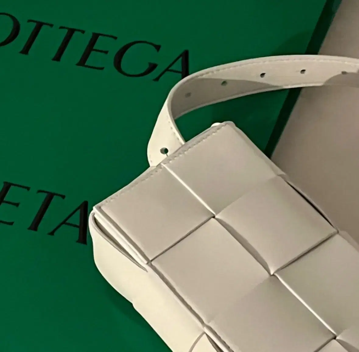 Bottega Veneta Belt Bag White