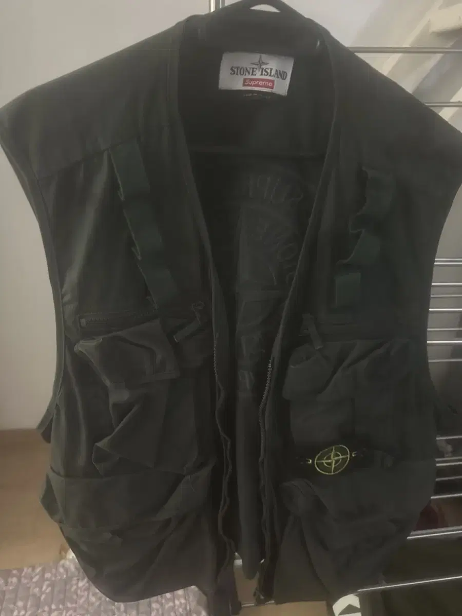 Supreme X-Stone Camo Vest sells