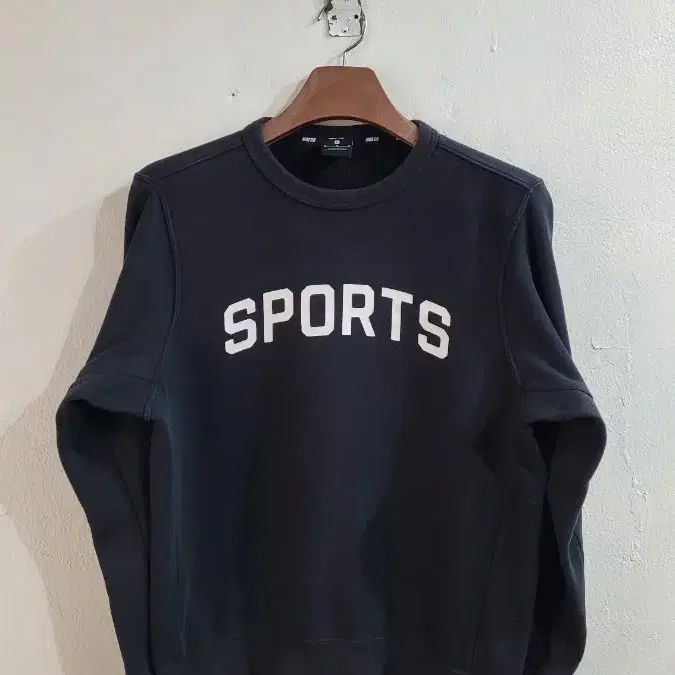 [M]NIKE나이키 블랙 SPORTS 나이키SB맨투맨!