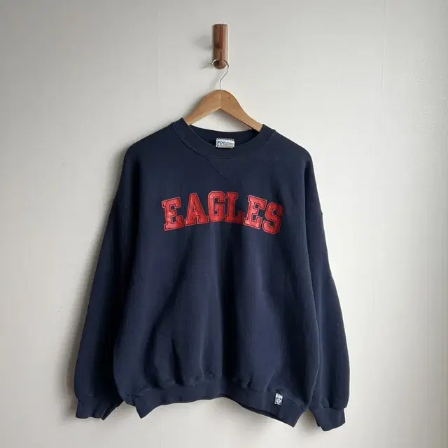 vintage discus sweatshirt L