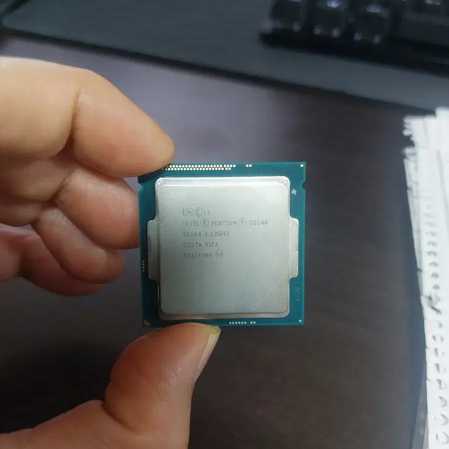 인텔 CPU G3240