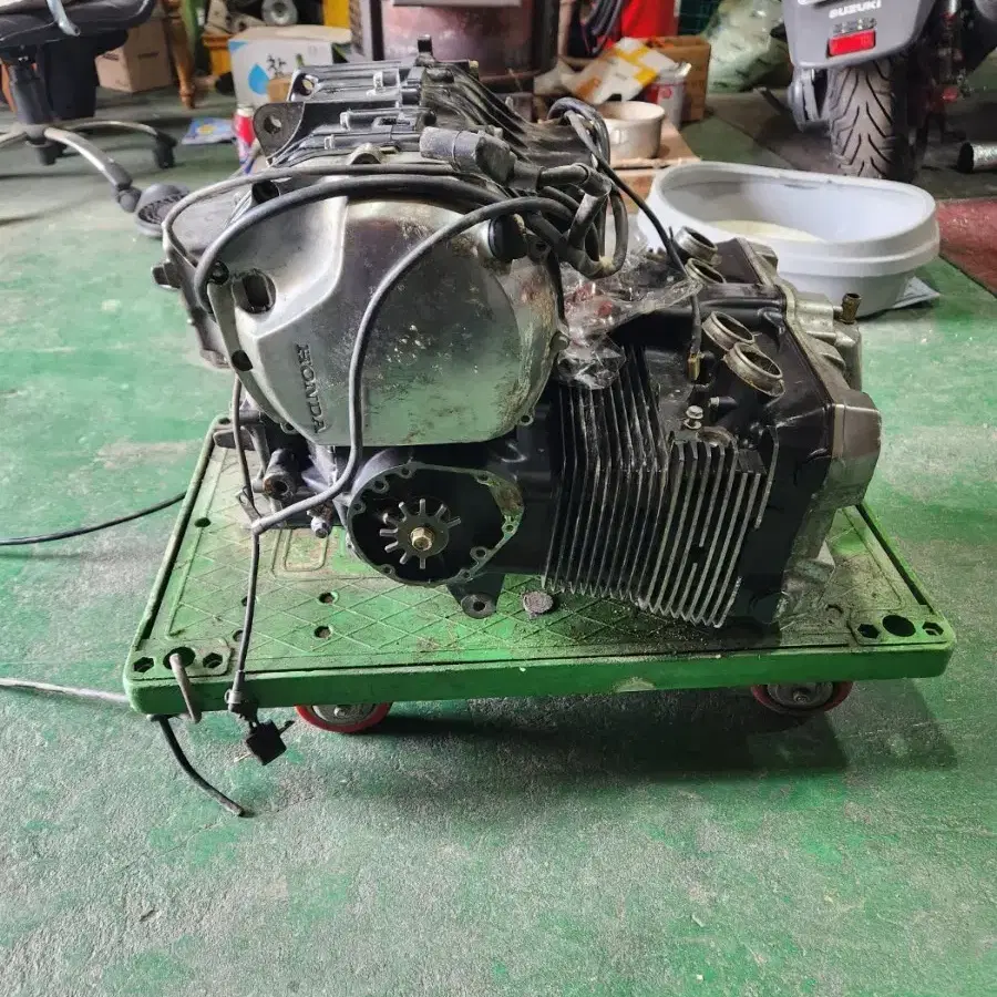 혼다 CB1300 엔진 팝니다