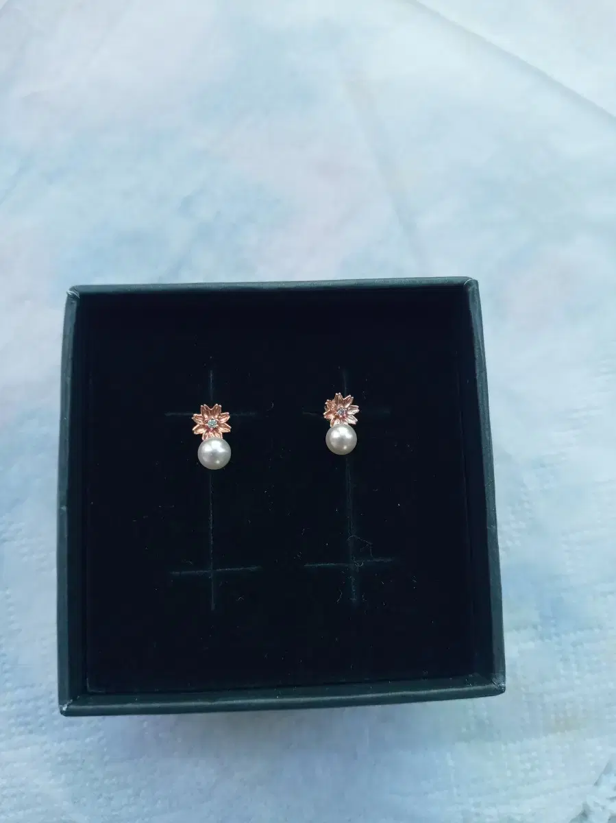 14k pearl earrings