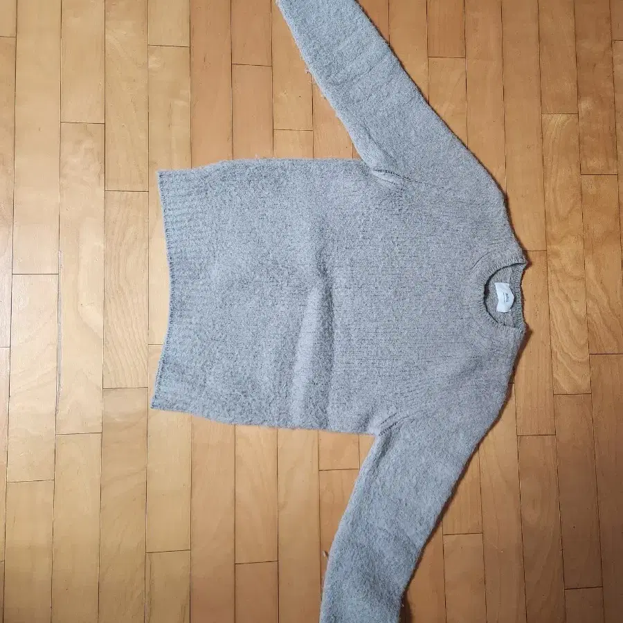 아미 베이지 알파카 AMI Brushed Crewneck Sweater