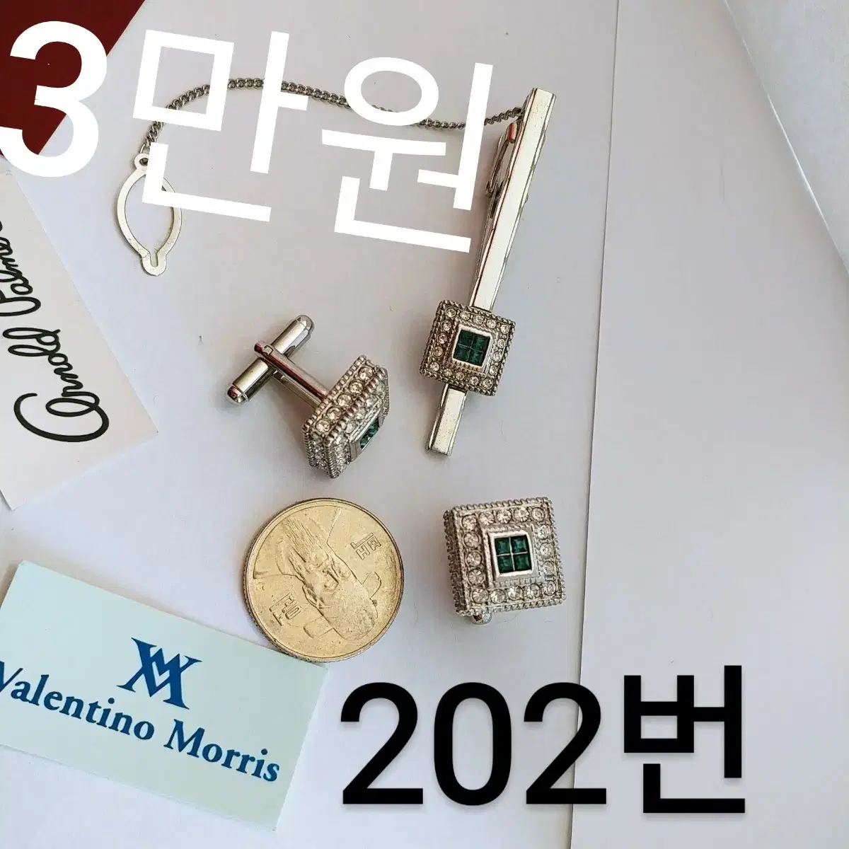 넥타이핀 카프스버튼 세트   3천원    150개 40만원