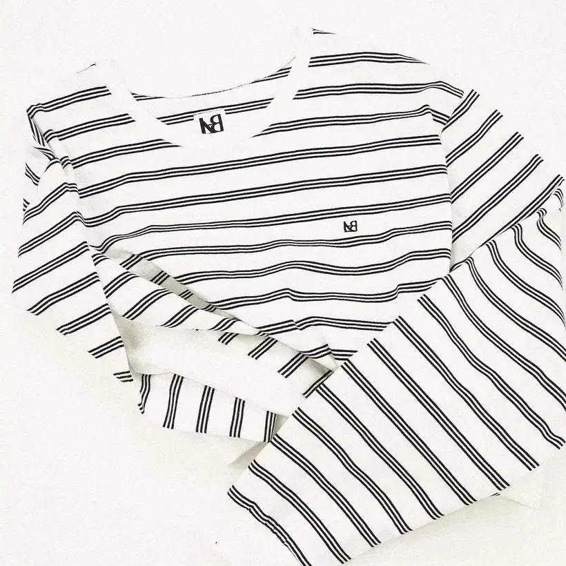 라벨 아카이브 - Osk striped T-shirt white